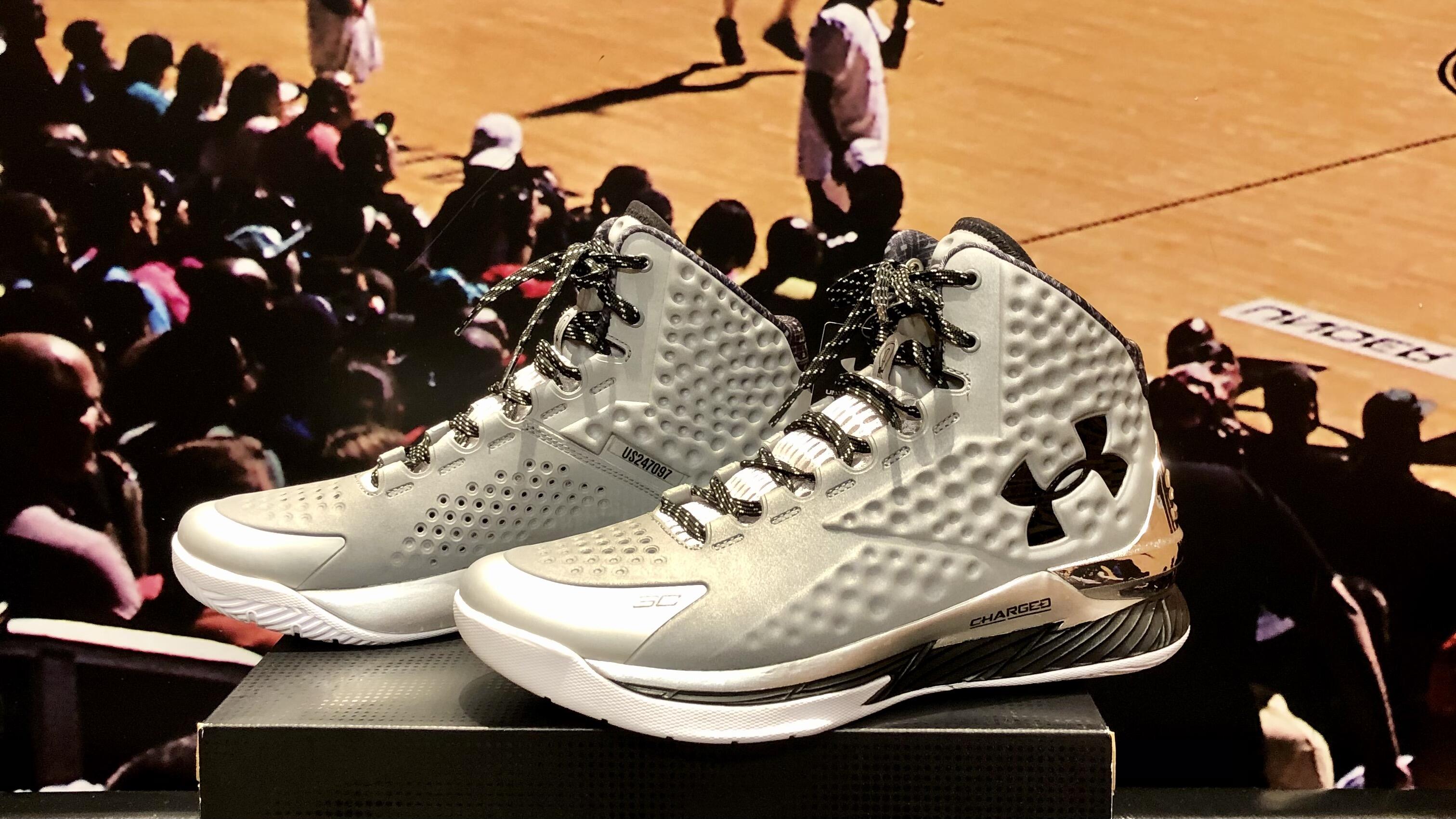 CURRY1 REFLECT | UNDER ARMOUR BRAND HOUSE 心斎橋 | SHOP BLOG
